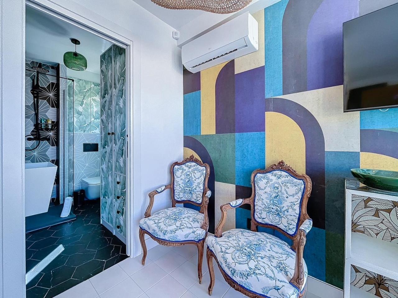 Regency Luxe